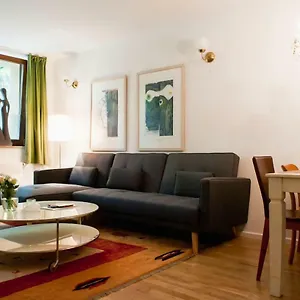  Apartment Beautiful Park For 4 Guests